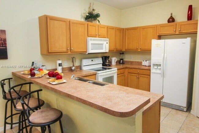 Building Photo - 640 Tupelo Cir