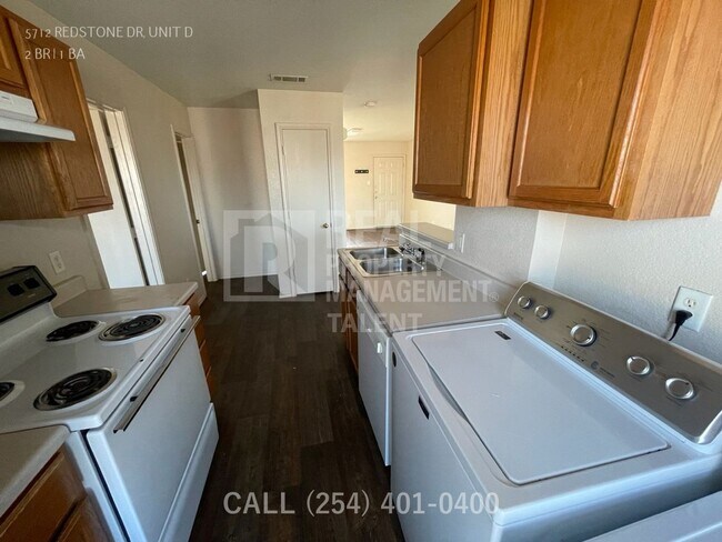 Building Photo - 5712 Redstone Dr