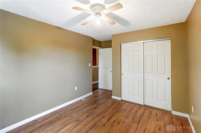 Building Photo - 2327 Polo Park Dr