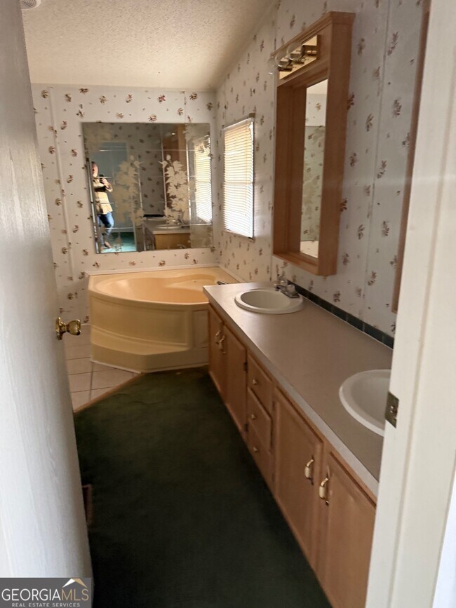 Building Photo - 415 McIntosh Trail