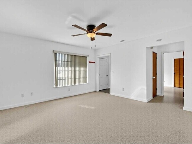 Building Photo - 2191 NE 172nd St