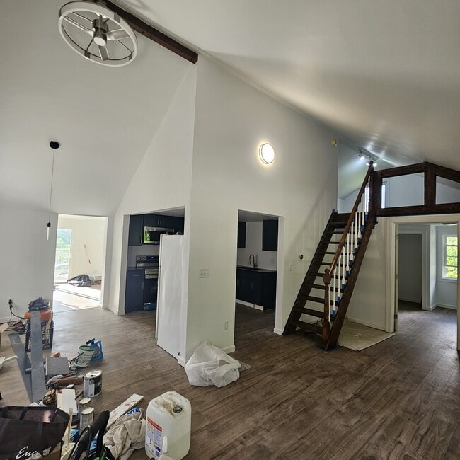 Building Photo - 494 Prim Rd