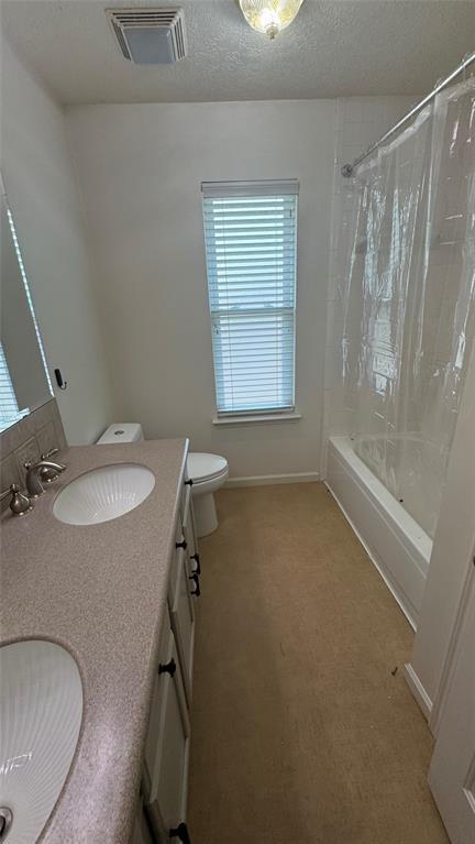 Building Photo - 209 McVoy Dr