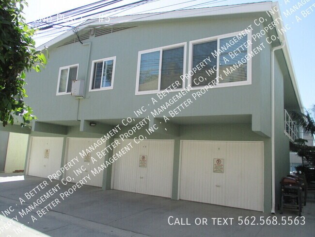 Building Photo - 22 62nd Pl