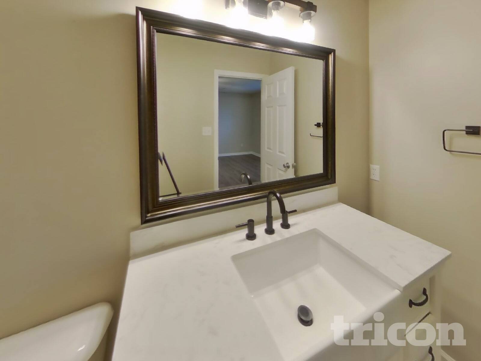 Building Photo - 4064 Jessica Dr