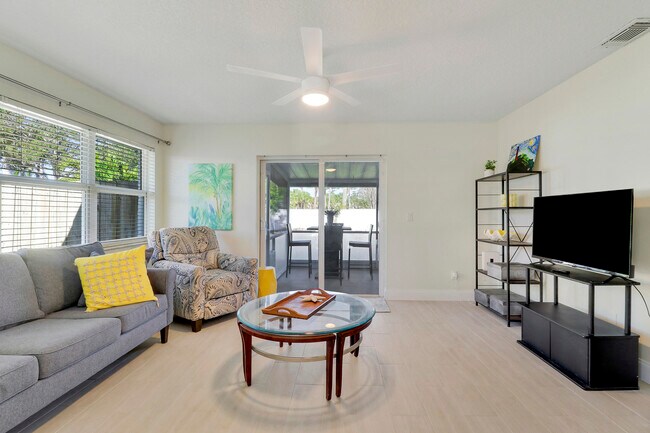 Building Photo - 125 Arrowhead Cir