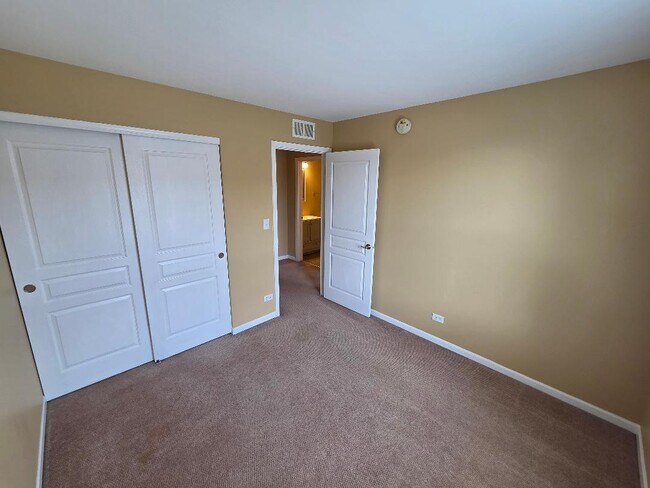 Building Photo - 107 Driscoll Ln