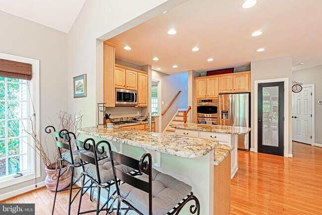 Building Photo - 47333 Middle Bluff Pl