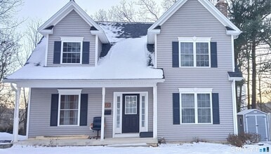 Building Photo - 100 Beacon St