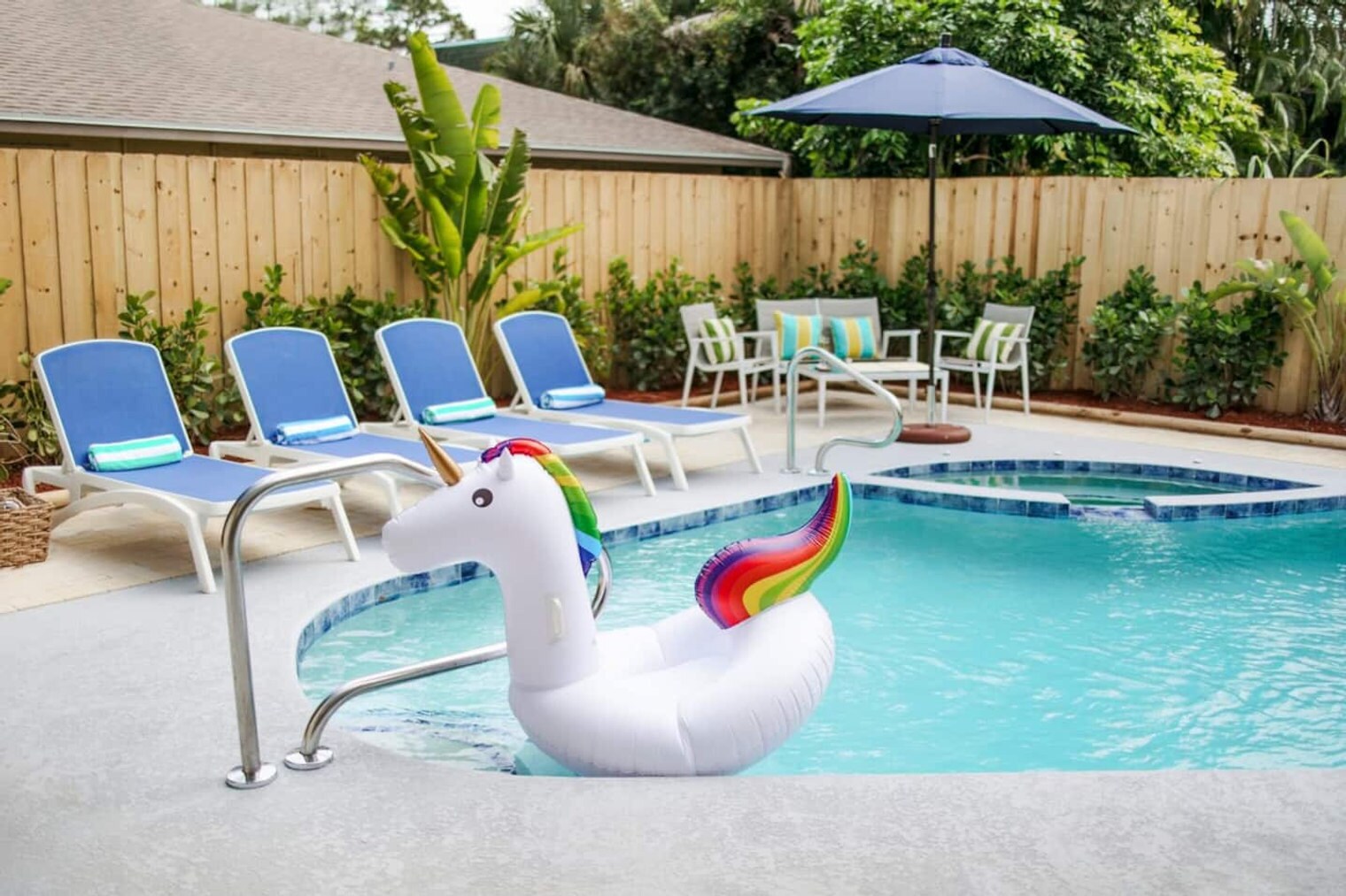 Building Photo - 9126 E Highland Pines Blvd