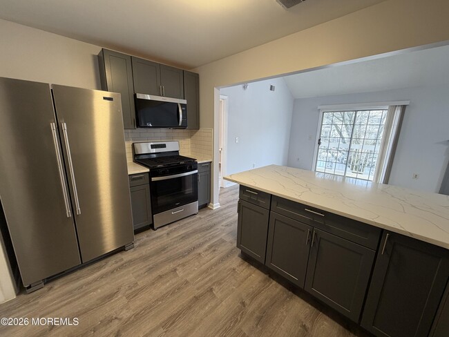 Building Photo - 6 Nashville Ct