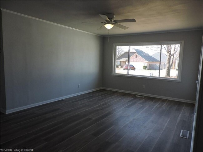 Building Photo - 4801 S 28th St