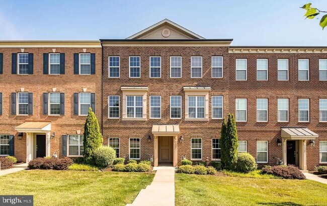 Building Photo - 15393 Rosemont Manor Dr