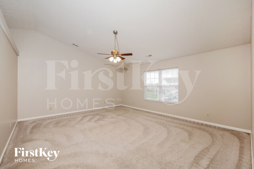 Building Photo - 1005 Quarterhorse Run