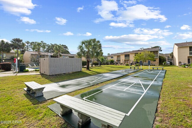 Building Photo - 237 St Katherine Blvd