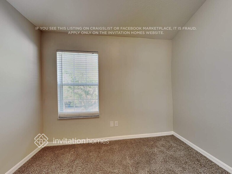 Building Photo - 17905 Havenview Ln