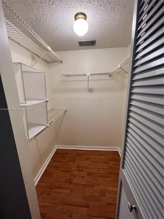 Building Photo - 1800 SW 81st Ave