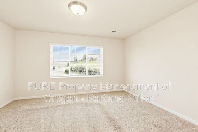 Building Photo - 6714 NW 158th Ave