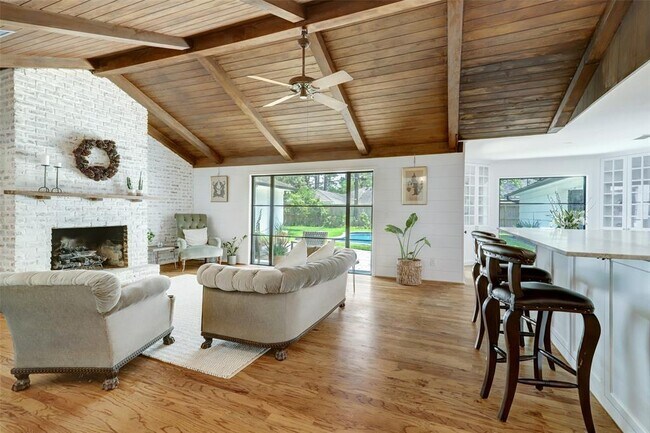 Building Photo - 12419 Mossycup Dr