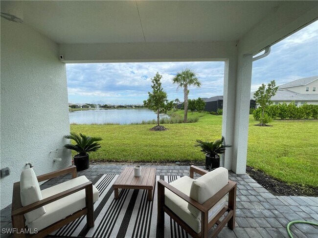 Building Photo - 9213 Cayman Dr