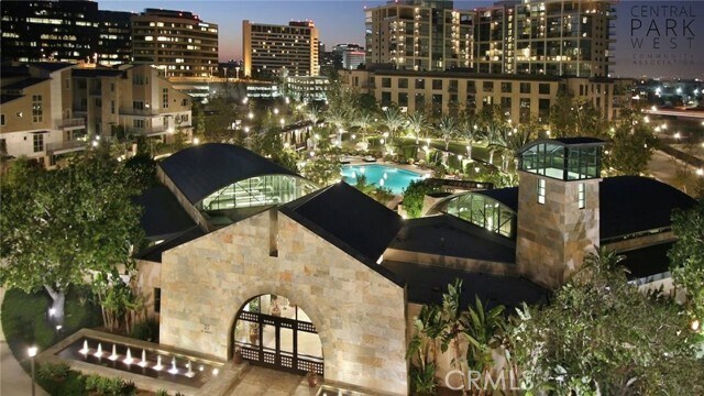 Building Photo - 1702 Rivington