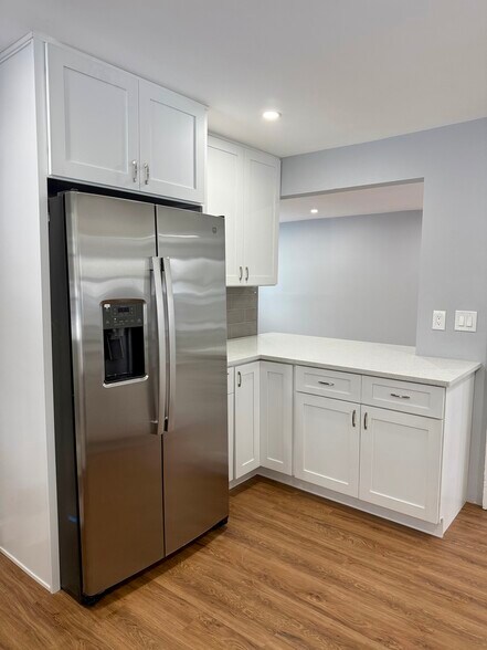 Building Photo - 45 Garfield St