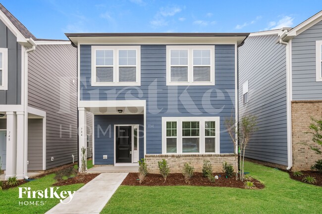 Building Photo - 744 Lightrail Dr