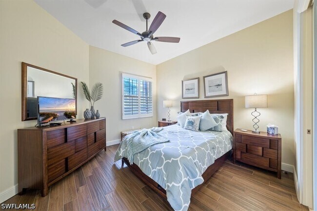 Building Photo - 580 Avellino Isles Cir