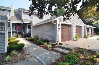 Building Photo - 1805 Mill Pond Dr