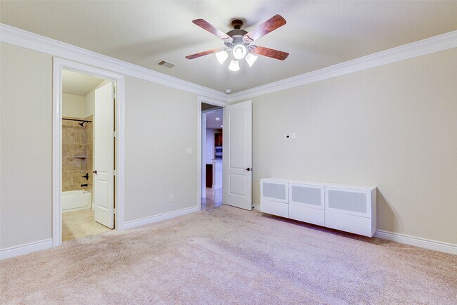 Building Photo - 27827 Patsy Pence St