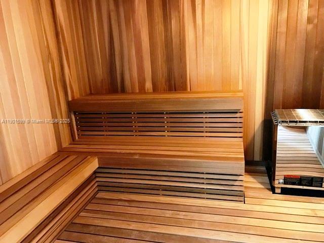 Building Photo - 501 NE 31st St