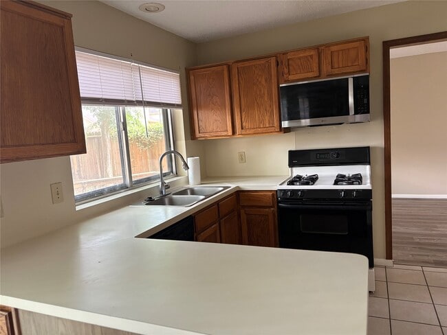 Building Photo - 3310 Mulberry Hill Ln