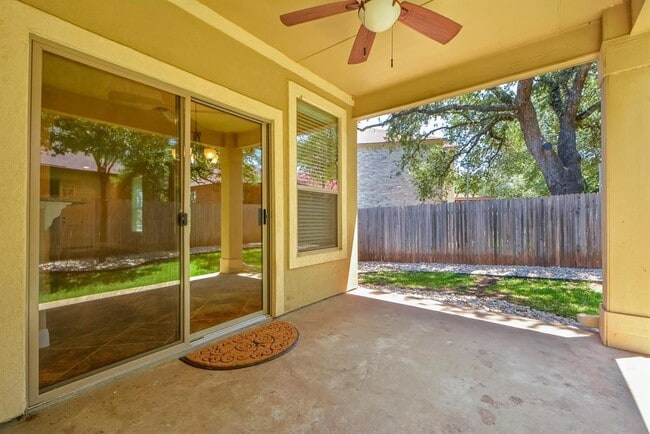 Building Photo - 2202 Ezra Ct