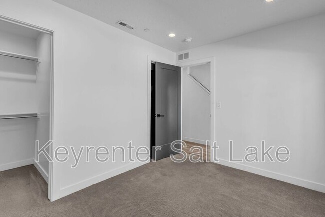 Building Photo - 230 W 1300 S St