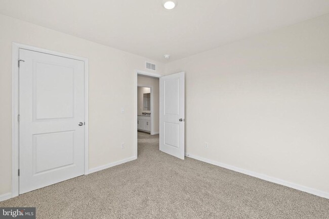 Building Photo - 177 Schyrock Dr