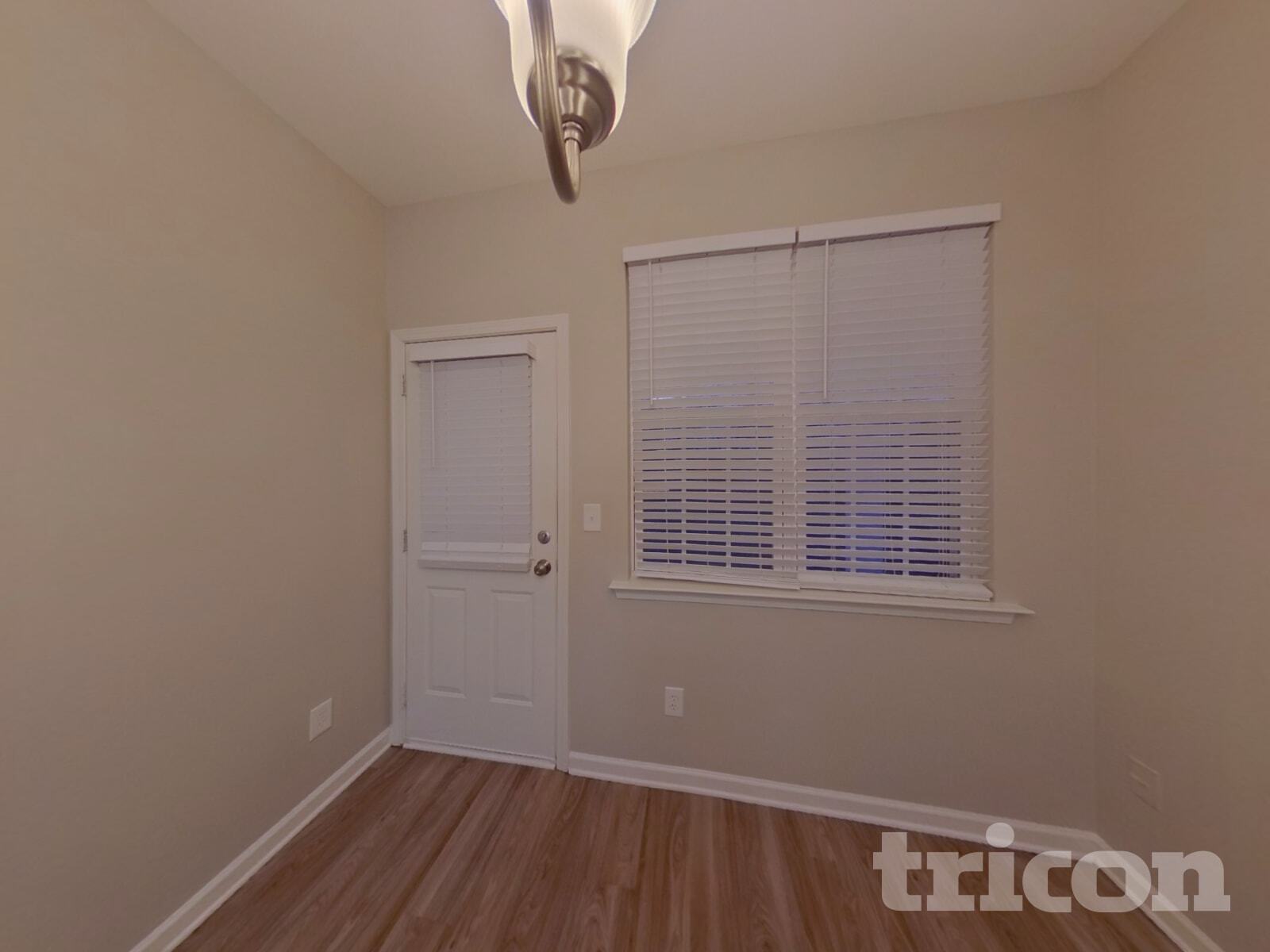 Building Photo - 4908 Abercromby St