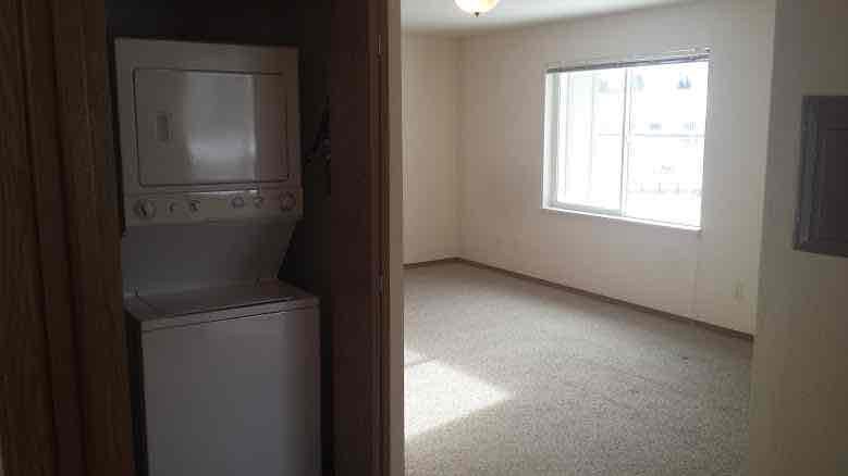 Building Photo - 31 Appleway Dr