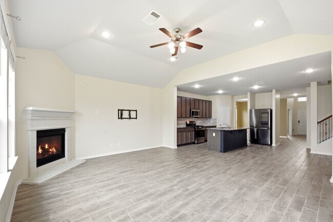 Building Photo - 15127 Monal Trie Dr