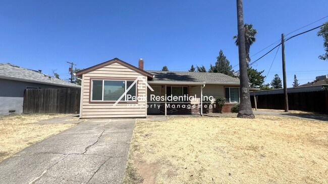 Primary Photo - A Charming Colonial Village 3bd/1ba House ...