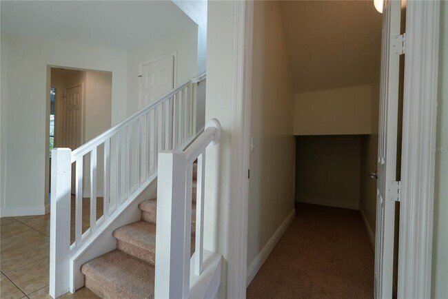 Building Photo - 9088 Outlook Rock Trail