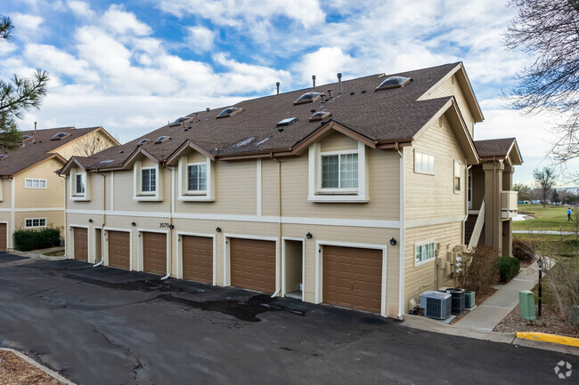 Building Photo - Steeplechase Condos