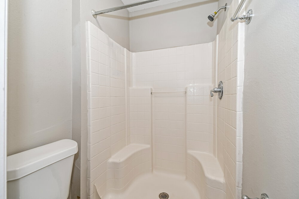 Building Photo - 2668 Lantana Lakes Dr W