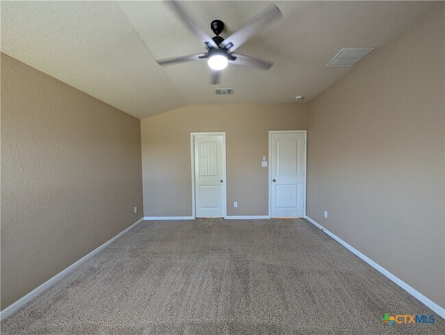 Building Photo - 1337 Lauren St