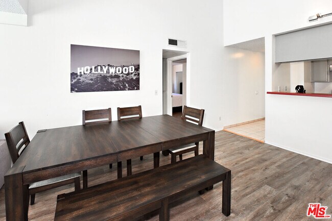 Building Photo - 3600 Bagley Ave