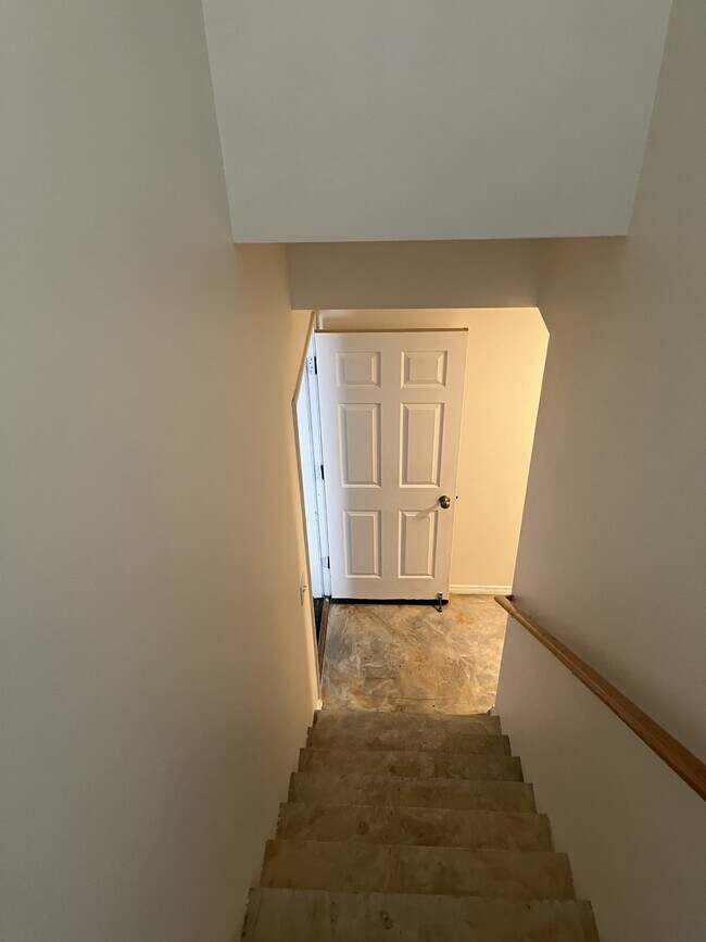 Building Photo - 2134 E Dworshak Dr