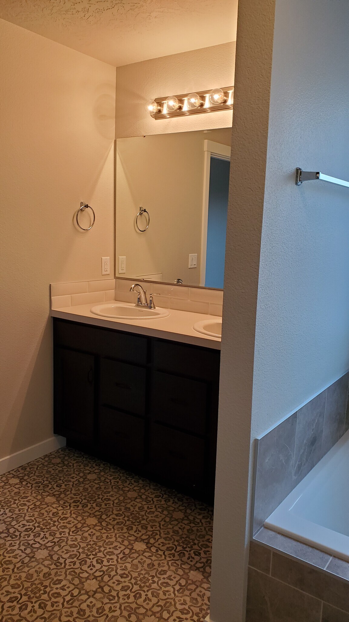 Building Photo - 16918 N Gwinnett Ave