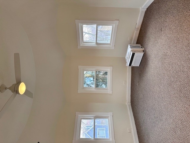 Building Photo - 1834 W Byron St