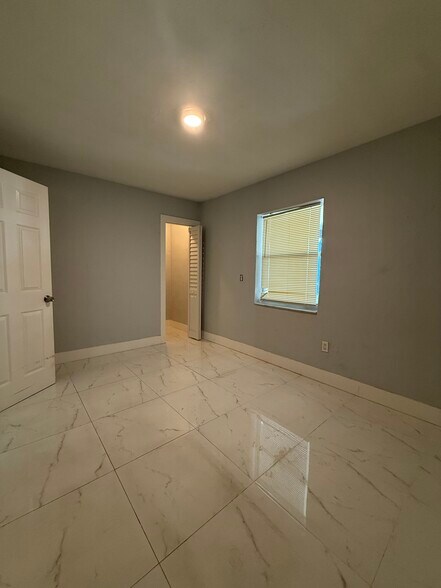 Bedroom 2 - 614 N E St