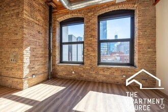 Building Photo - 153 E Ohio St