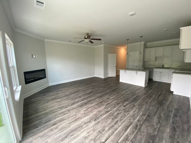 Living Area alt view - 78 Horizon Ln